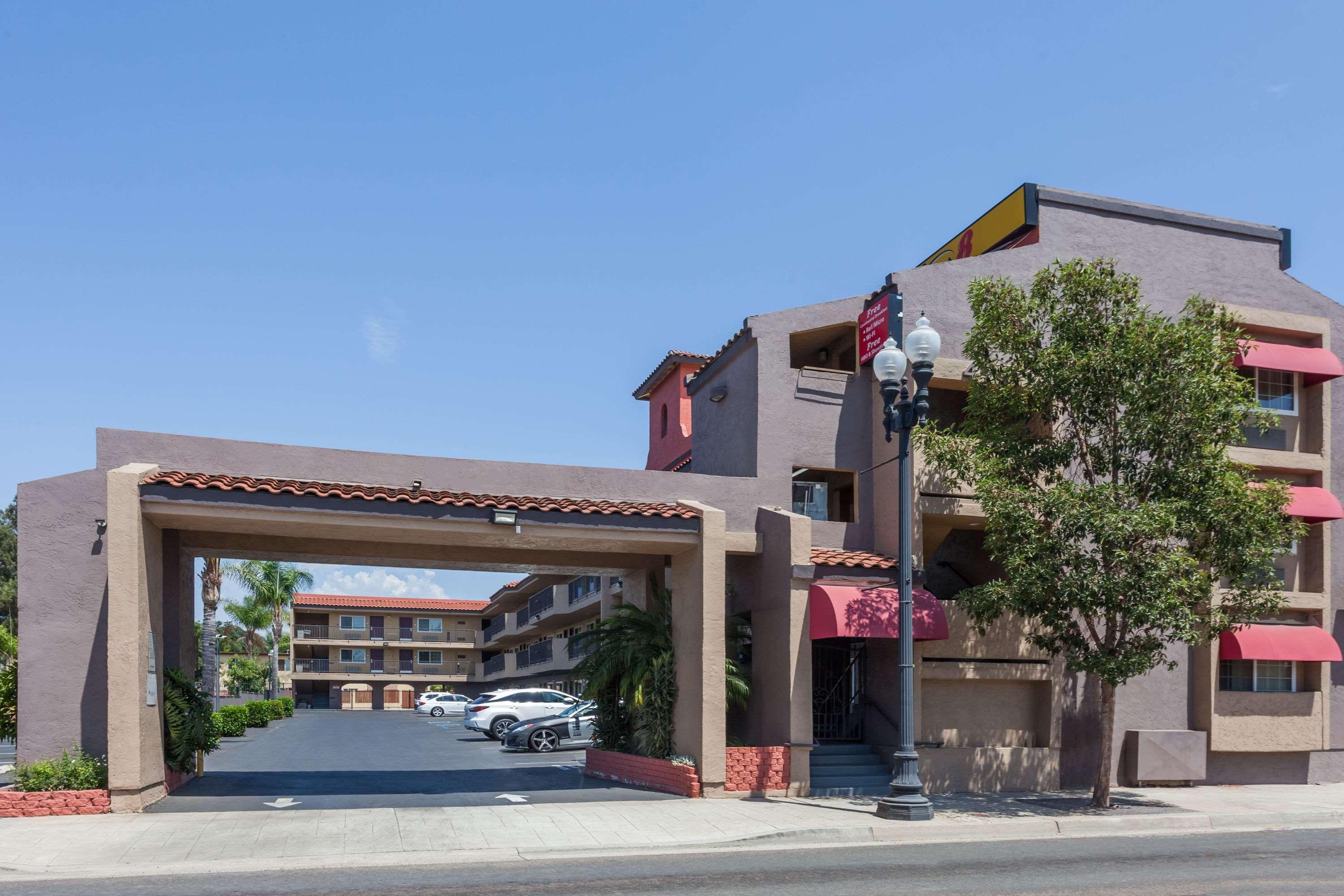 Super 8 By Wyndham El Cajon San Diego Eksteriør bilde